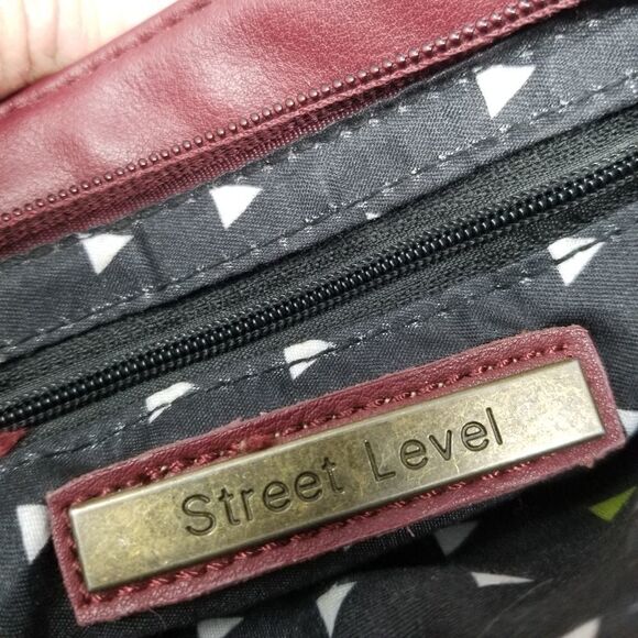 STREET LEVEL BURGANDY CROSSBODY BAG W/CHAIN STRAP - Picture 7 of 9